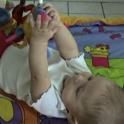 W 18w reach suspended toy 3.jpg