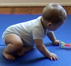 W 8m sit to kneel_1.jpg