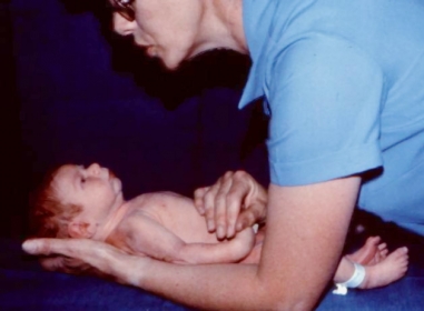 newborn visual regard.jpeg