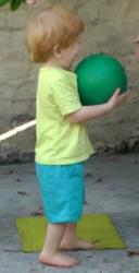 2y catch scoop ball.jpg