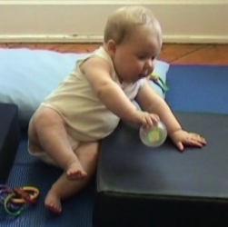 R 9m sitting between blocks 7.jpg