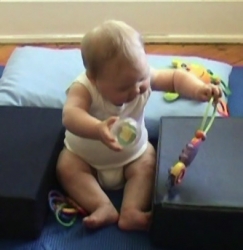 R 9m sitting between blocks 9.jpg