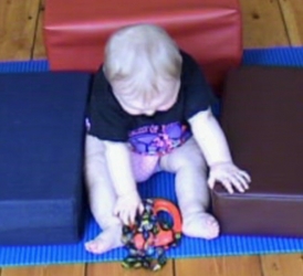 R 8m sitting between blocks 4.jpg