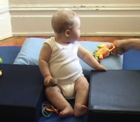 R 9m sitting between blocks 11.jpg